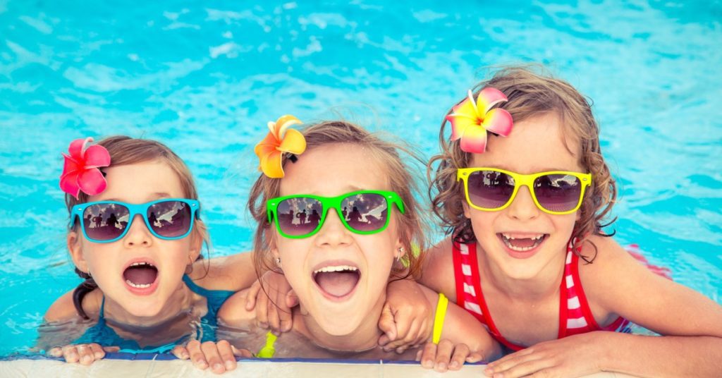 6 Top Tips To Keep Swimming Pool Clean