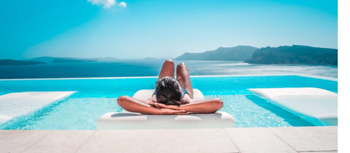 What Makes a Perfect Pool Tanning Ledge