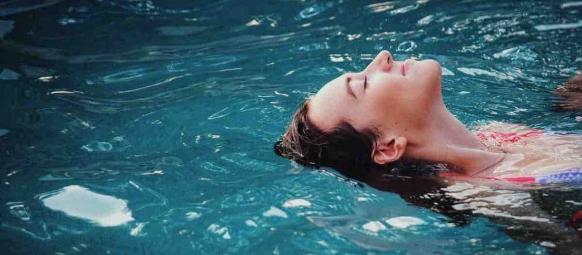 5 Types of Pool Heating Systems: Pros & Cons