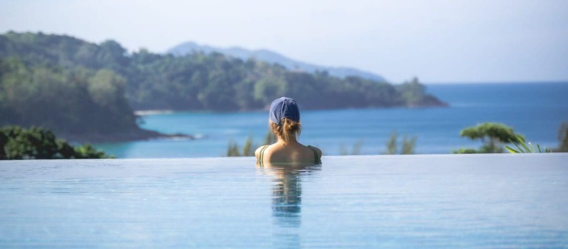 Infinity Edge Pool Design: Blending with Nature's Beauty